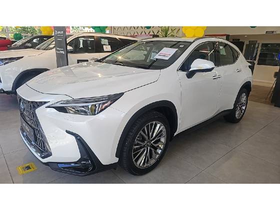 LEXUS NX 350h 2.5 16V VVT-I HYBRID LUXURY CVT AWD LEXUS NX 350h 2.5 16V VVT-I HYBRID LUXURY CVT AWD